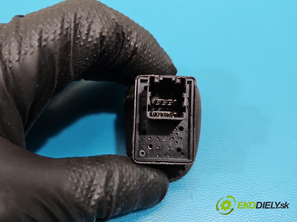 Fiat 500 2007-2020 1.3 jtd 75 HP manual 55 kW 1248 cm3 3- prepínač okien spätných zrkadiel 735443199