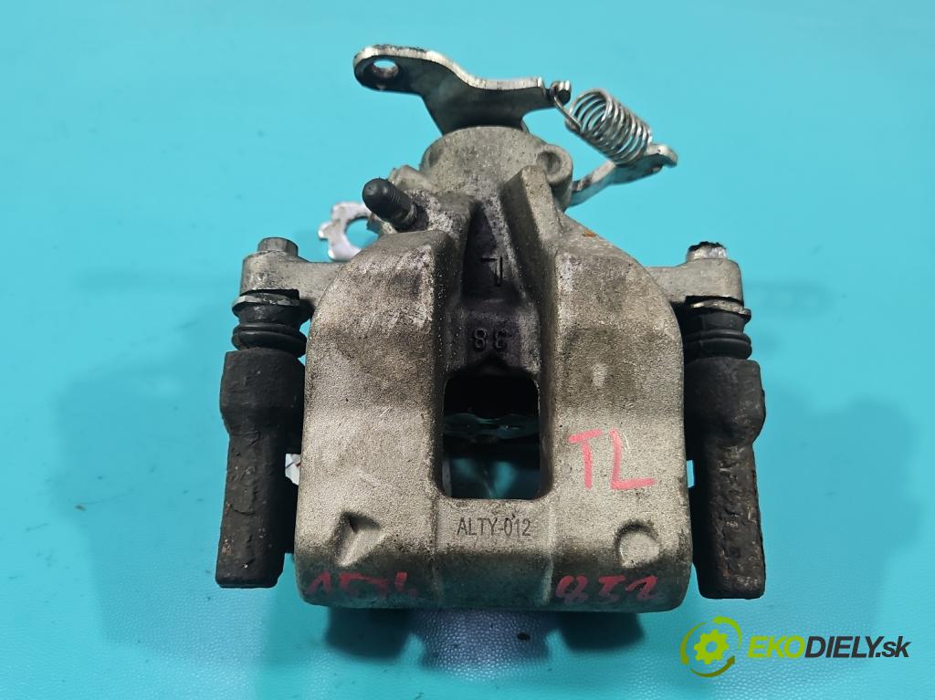 Toyota Avensis III T27 2009-2018 2.2 D4D 150 hp manual 110 kW 2231 cm3 5- brzdič zadní levý  (Klika dveří ostatní)