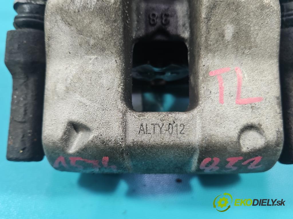 Toyota Avensis III T27 2009-2018 2.2 D4D 150 hp manual 110 kW 2231 cm3 5- brzdič zadní levý  (Klika dveří ostatní)