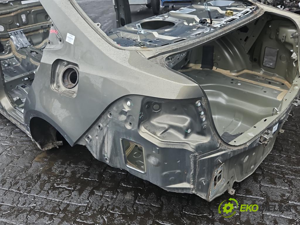 Toyota Corolla E21 2019- 1.5 12V 125 HP automatic 92 kW 1490 cm3 4- blatník zadné ľavý