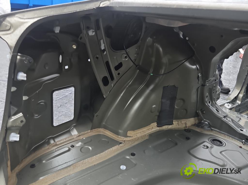 Toyota Corolla E21 2019- 1.5 12V 125 HP automatic 92 kW 1490 cm3 4- blatník zadné ľavý