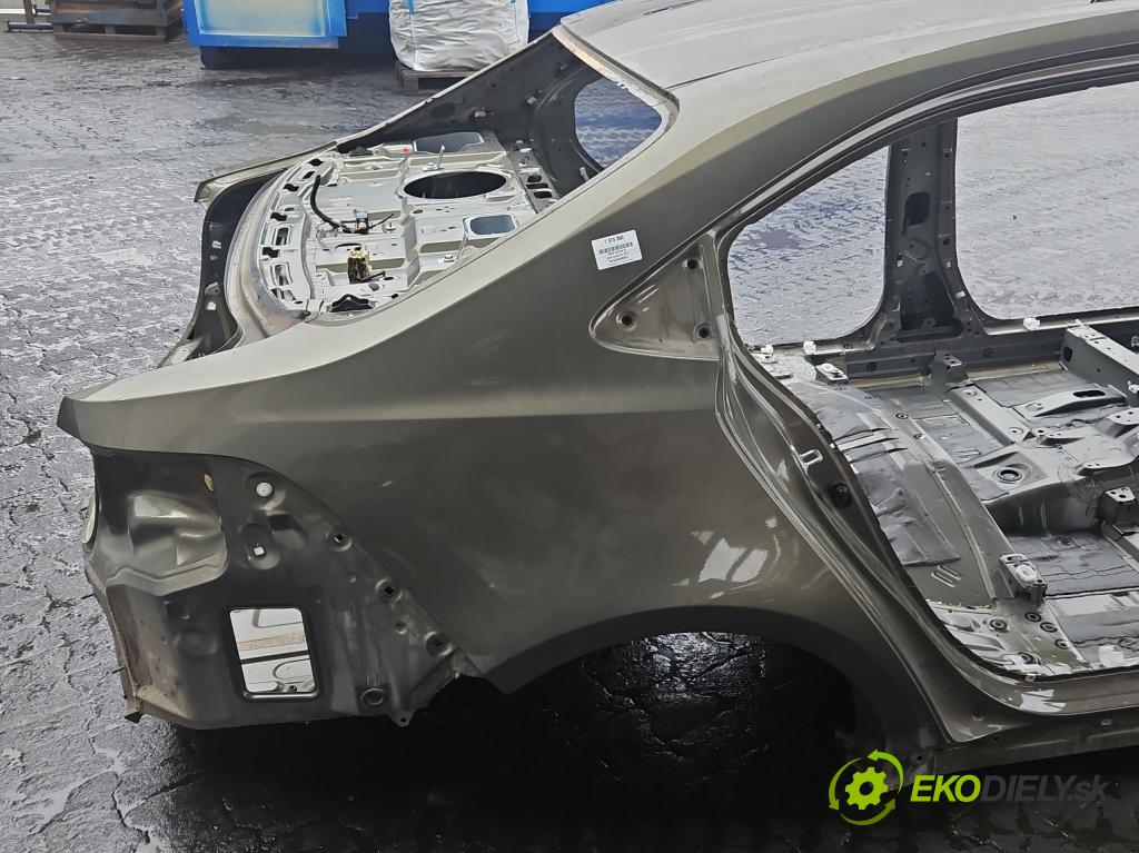 Toyota Corolla E21 2019- 1.5 12V 125 hp automatic 92 kW 1490 cm3 4- blatnik zadní pravý 