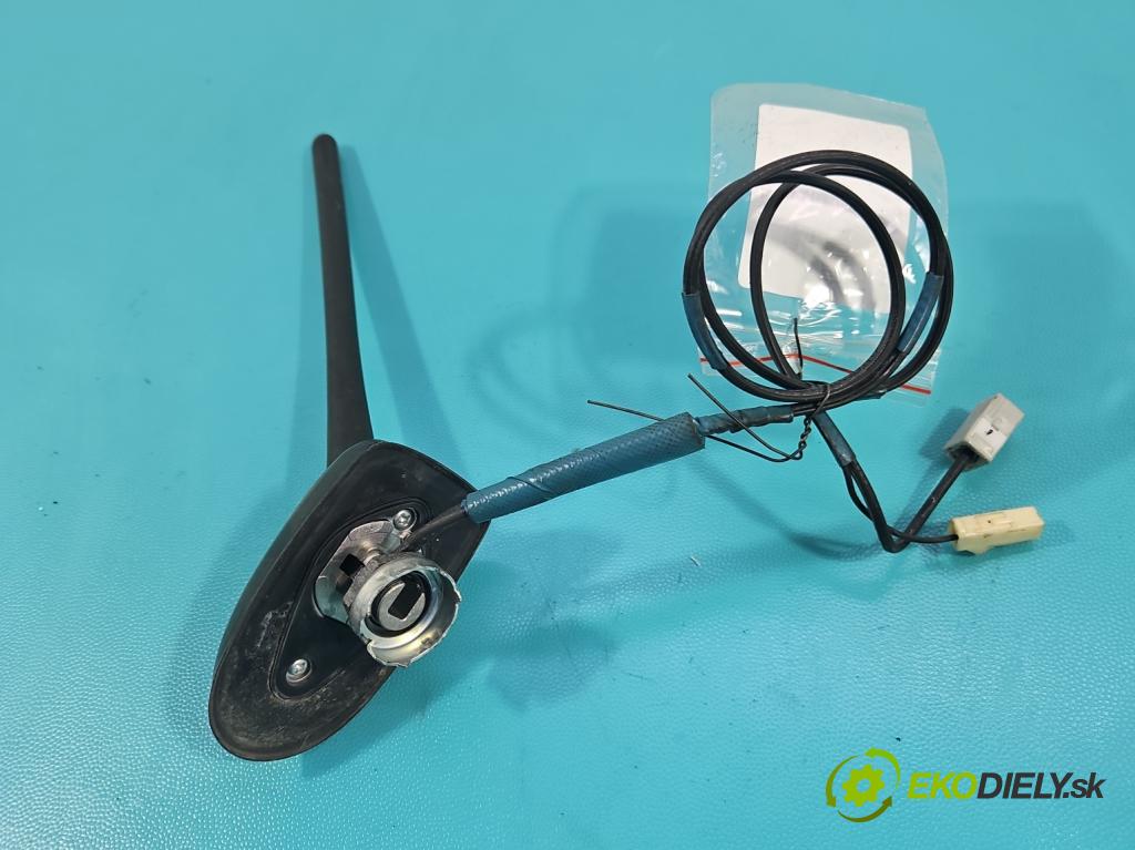 Toyota Avensis III T27 2009-2018 2.2 D4D 150 HP manual 110 kW 2231 cm3 5- Antena