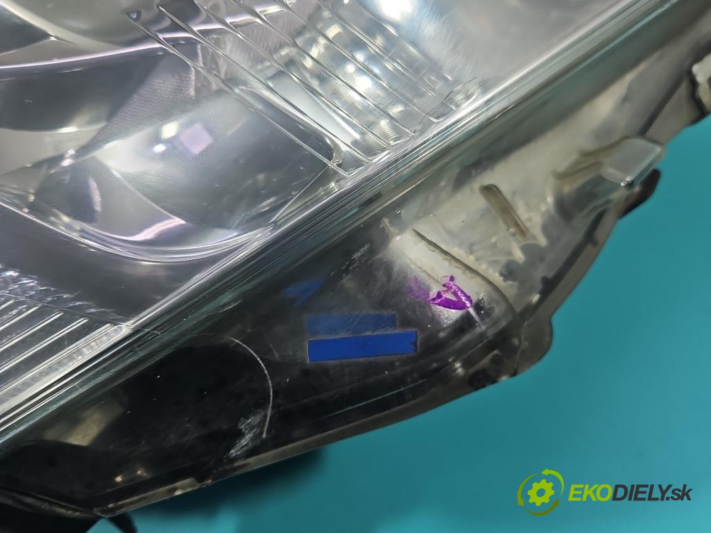 Toyota Avensis III T27 2009-2018 2.2 D4D 150 HP manual 110 kW 2231 cm3 5- Reflektor: pravý H279HR-AE (Svetlo predné pravé)