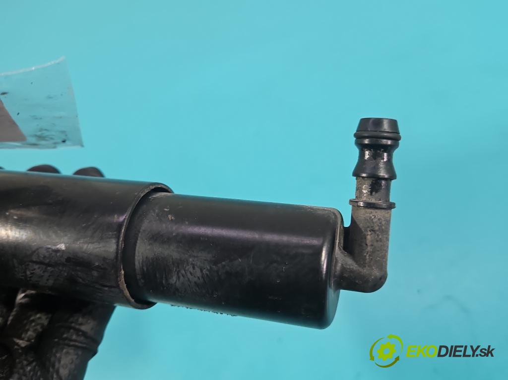 Toyota Avensis III T27 2009-2018 2.2 D4D 150 HP manual 110 kW 2231 cm3 5- ostrekovač reflektor: ľavý 85208-05030 (Motorček ostrekovačov)