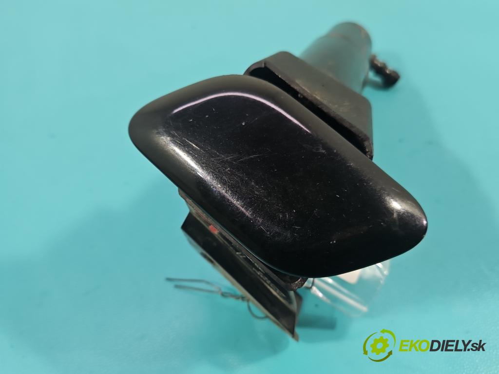 Toyota Avensis III T27 2009-2018 2.2 D4D 150 HP manual 110 kW 2231 cm3 5- ostrekovač reflektor: ľavý 85208-05030 (Motorček ostrekovačov)