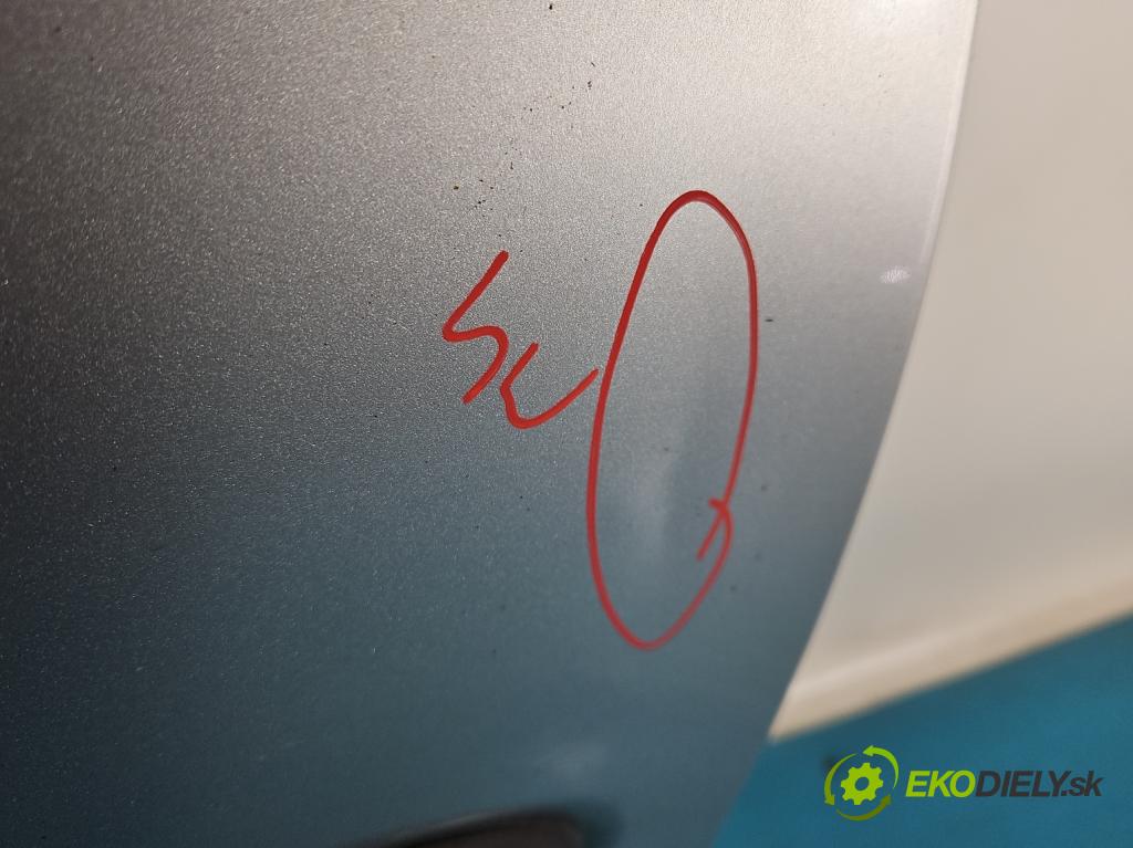 Citroen Xsara Picasso 1.8 16V 116 hp manual 85 kW 1749 cm3 5- dveře přední pravé  (Klika dveří ostatní)