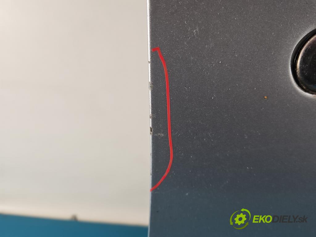 Citroen Xsara Picasso 1.8 16V 116 hp manual 85 kW 1749 cm3 5- dveře přední pravé  (Klika dveří ostatní)