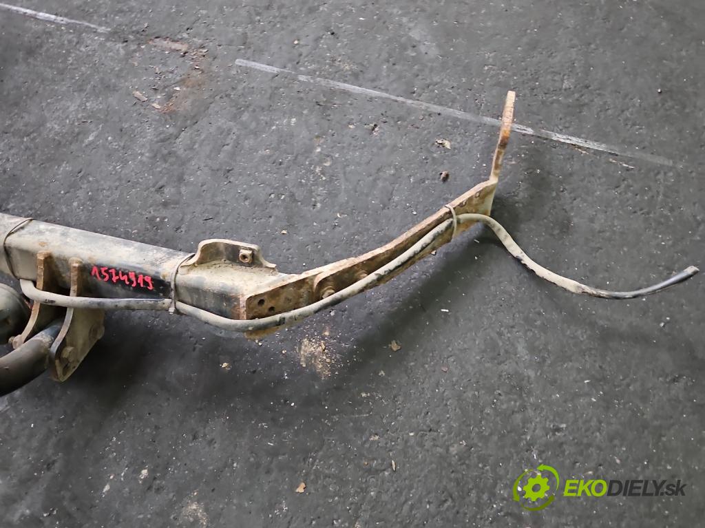 Citroen Xsara Picasso 1.8 16V 116 HP manual 85 kW 1749 cm3 5- Hák: vlečení:  (Ťažné zariadenie)