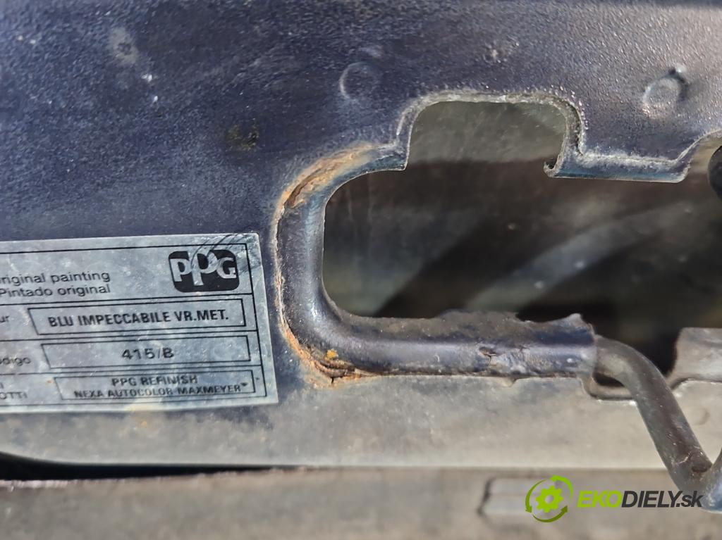 Fiat 500 2007-2020 1.3 jtd 75 HP manual 55 kW 1248 cm3 3- kapota predná