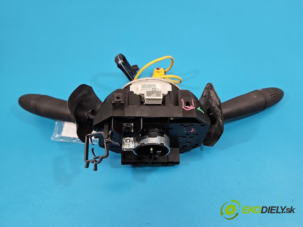 Fiat 500 2007-2020 1.3 jtd 75 HP manual 55 kW 1248 cm3 3- prepínač komplex: 07354521460 (Prepínacie páčky pod volantom)