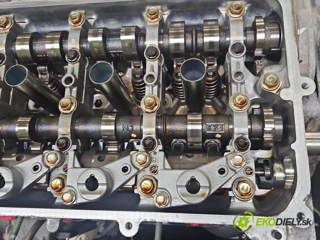 Toyota Auris II 2012-2018 1.6 16V 132  HP manual 97 kW 1598 cm3 5- motor benzín: 1ZR