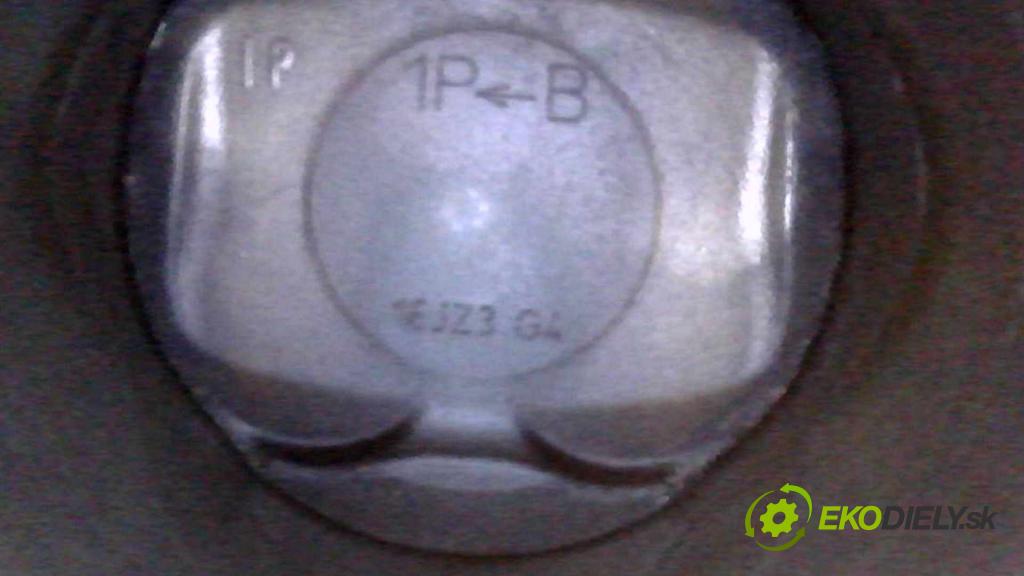 Toyota Auris II 2012-2018 1.6 16V 132  HP manual 97 kW 1598 cm3 5- motor benzín: 1ZR