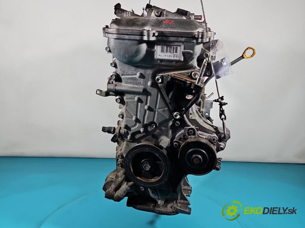 Toyota Auris II 2012-2018 1.6 16V 132  HP manual 97 kW 1598 cm3 5- motor benzín: 1ZR