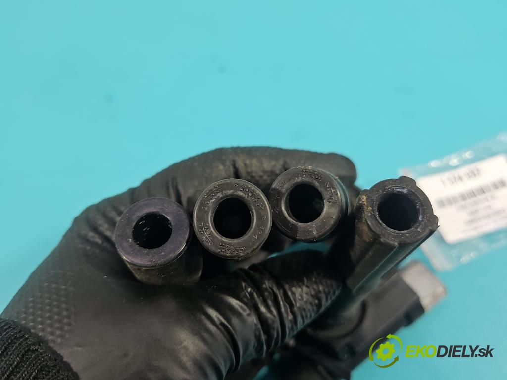 Suzuki Liana 1.6 16V 103 hp manual 76 kW 1586 cm3 5- cívka zapalovací 0040102069 (Zážehová cívka)