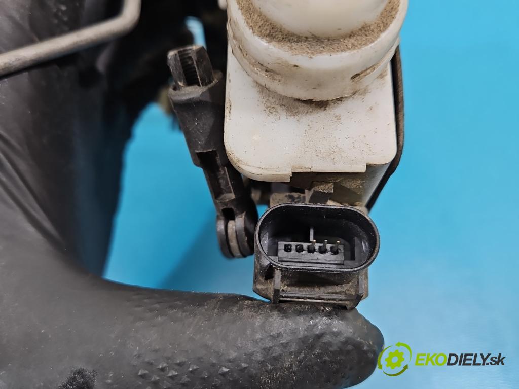 Audi A3 8L 1996-2003 1.9 tdi 90 HP manual 66 kW 1896 cm3 3- zámok predné ľavý