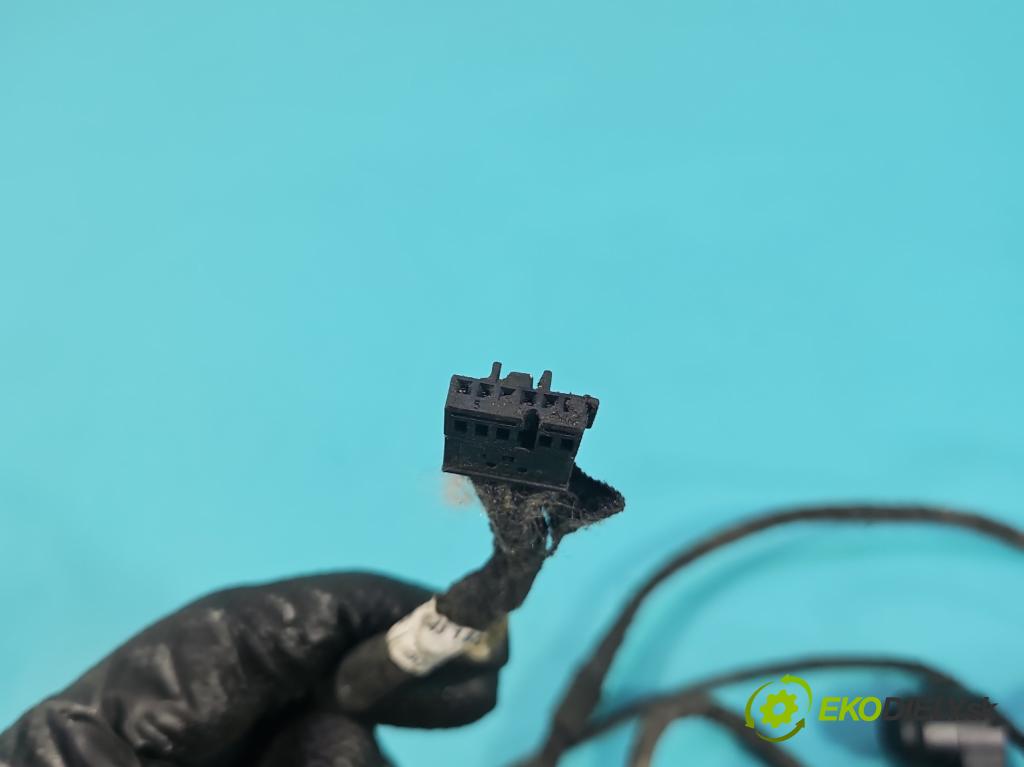 Mercedes S W221 2005-2013 3.5 V6 272 hp automatic 200 kW 3498 cm3 4- snímač parkování A2215401305