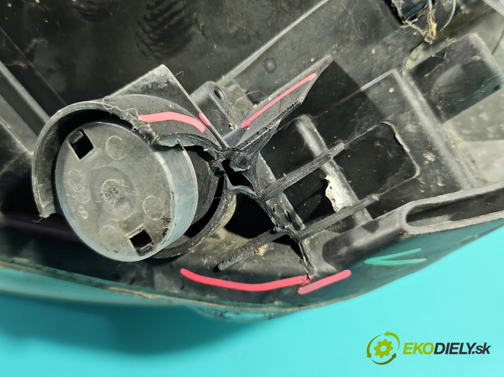 Ford C-Max II 2010-2019 1.0 EcoBoost: 125 HP manual 92 kW 998 cm3 5- Reflektor: pravý 89502244 (Svetlo predné pravé)