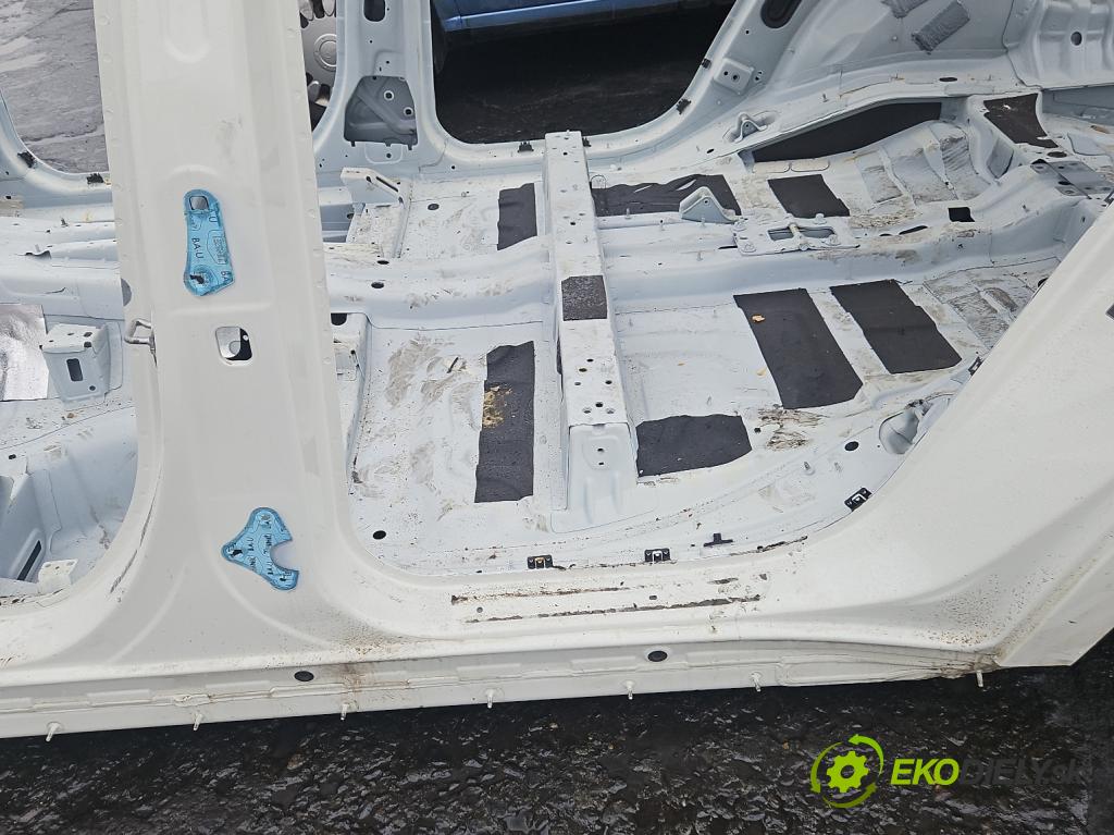 Mercedes GL II X166 2012-2015 4.7 V8 340KM: automatic 250 kW 4663 cm3 5- Práh: ľavý  (Karoséria ostatné)