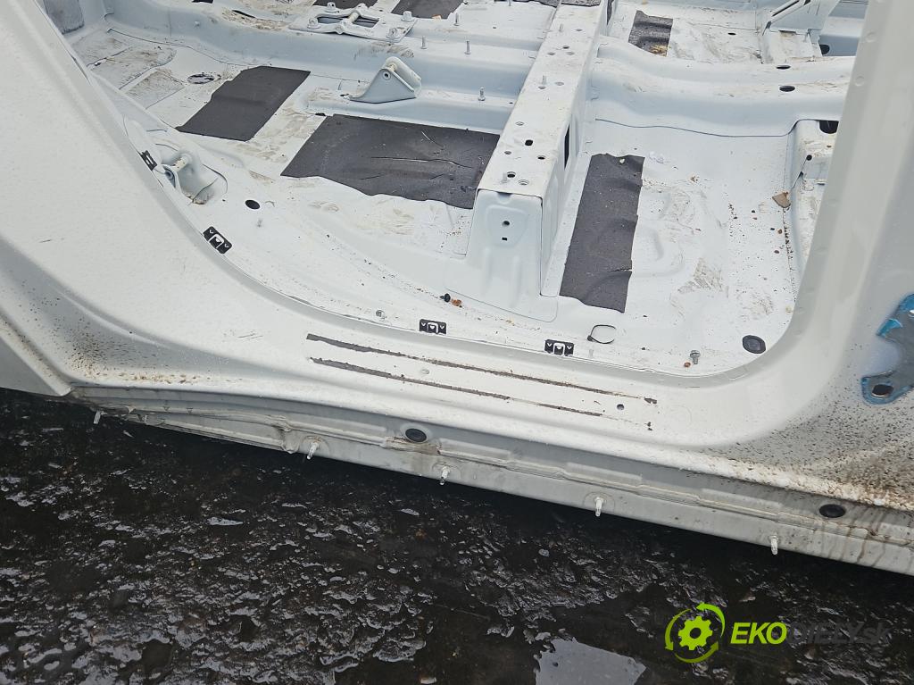 Mercedes GL II X166 2012-2015 4.7 V8 340KM automatic 250 kW 4663 cm3 5- práh pravý  (Karoserie ostatní)