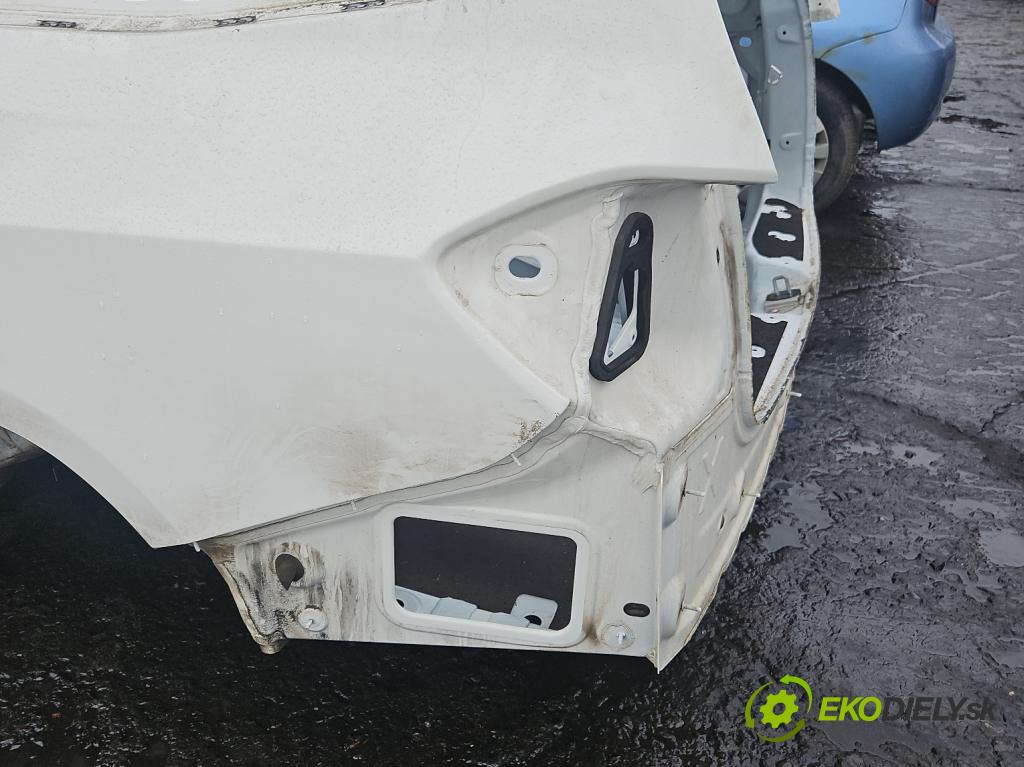 Mercedes GL II X166 2012-2015 4.7 V8 340KM: automatic 250 kW 4663 cm3 5- blatník zadné ľavý