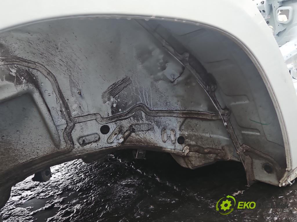 Mercedes GL II X166 2012-2015 4.7 V8 340KM: automatic 250 kW 4663 cm3 5- blatník zadné pravý