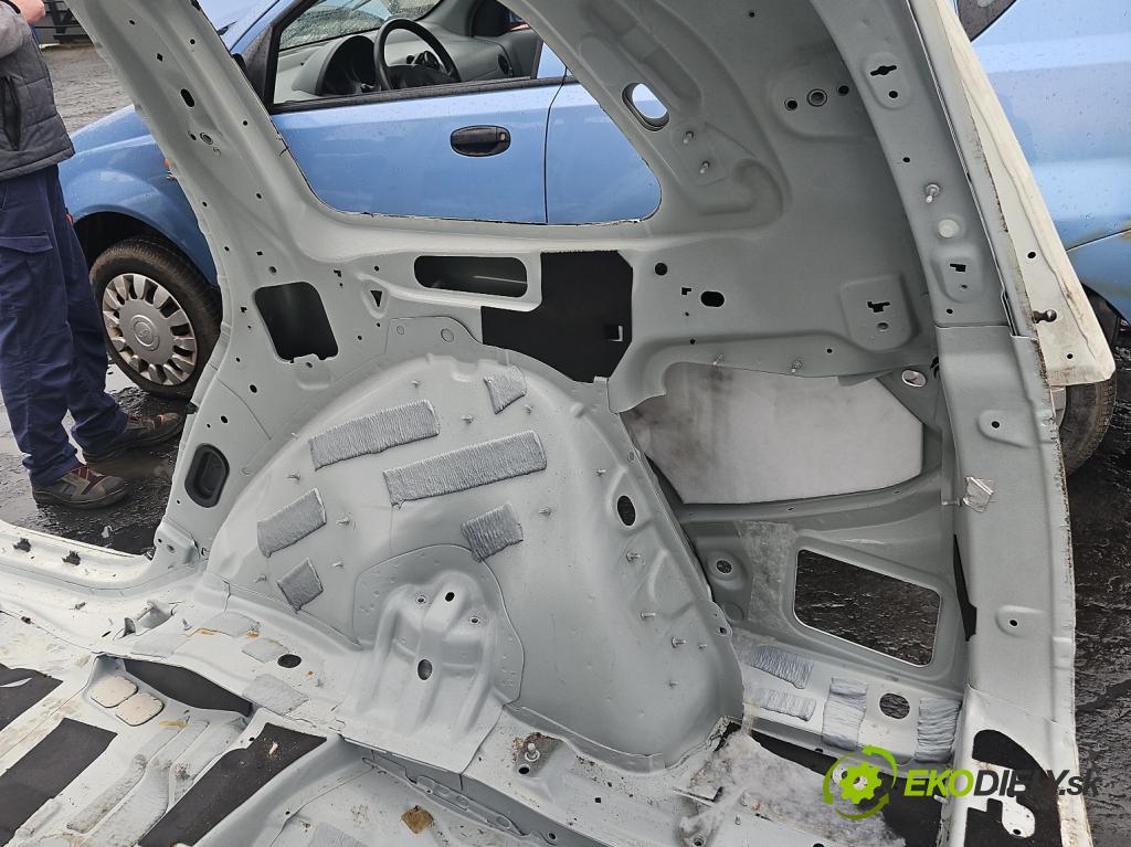 Mercedes GL II X166 2012-2015 4.7 V8 340KM: automatic 250 kW 4663 cm3 5- blatník zadné pravý