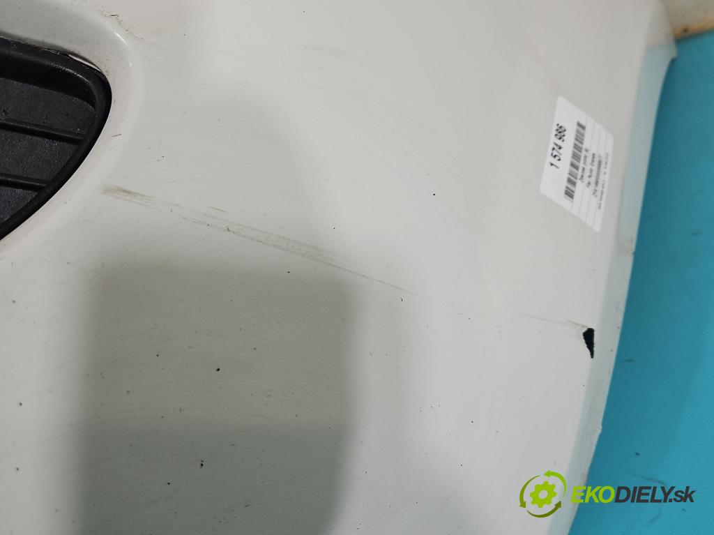 Fiat Punto Grande 1.4 8V 77 HP manual 57 kW 1368 cm3 5- nárazník predné 735409096 (Kľučka dverí ostatné)