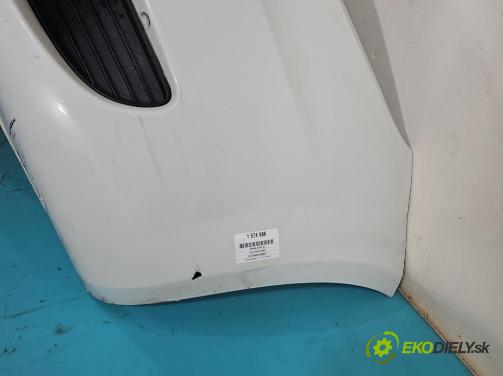 Fiat Punto Grande 1.4 8V 77 HP manual 57 kW 1368 cm3 5- nárazník predné 735409096 (Kľučka dverí ostatné)