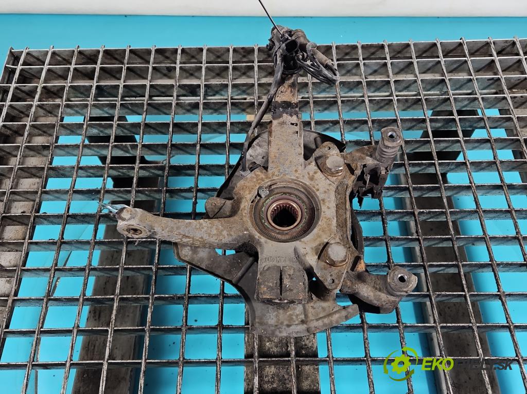 Fiat 500 2007-2020 1.3 jtd 75 hp manual 55 kW 1248 cm3 3- náboj levé  (Náboj kola)