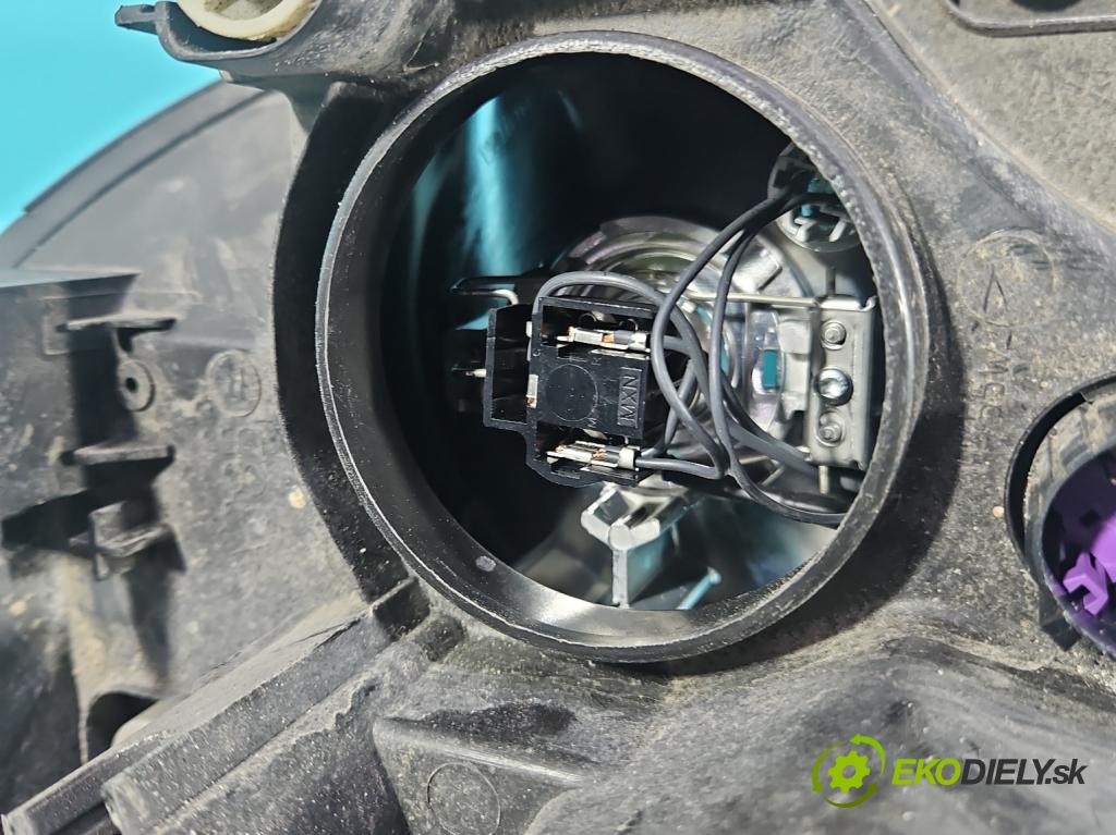 Fiat Punto Grande 1.4 8V 77 HP manual 57 kW 1368 cm3 5- Reflektor: ľavý  (Kľučka dverí ostatné)