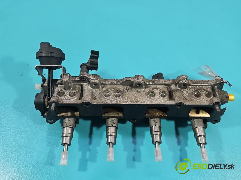 Vw Golf V 2003-2009 1.6 FSI 116 HP manual 85 kW 1598 cm3 5- vstrek 03C906036A (Vstrekovač paliva)