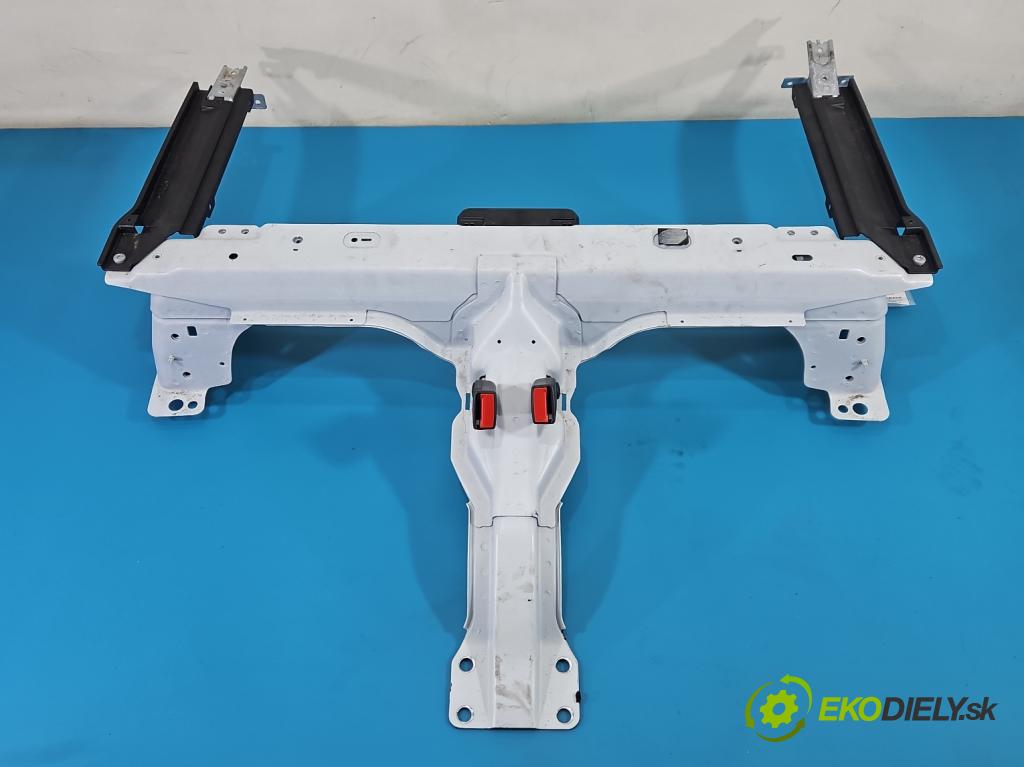 Mercedes GL II X166 2012-2015 4.7 V8 278928 340KM automatic 250 kW 4663 cm3 5- Rám: A1646100720