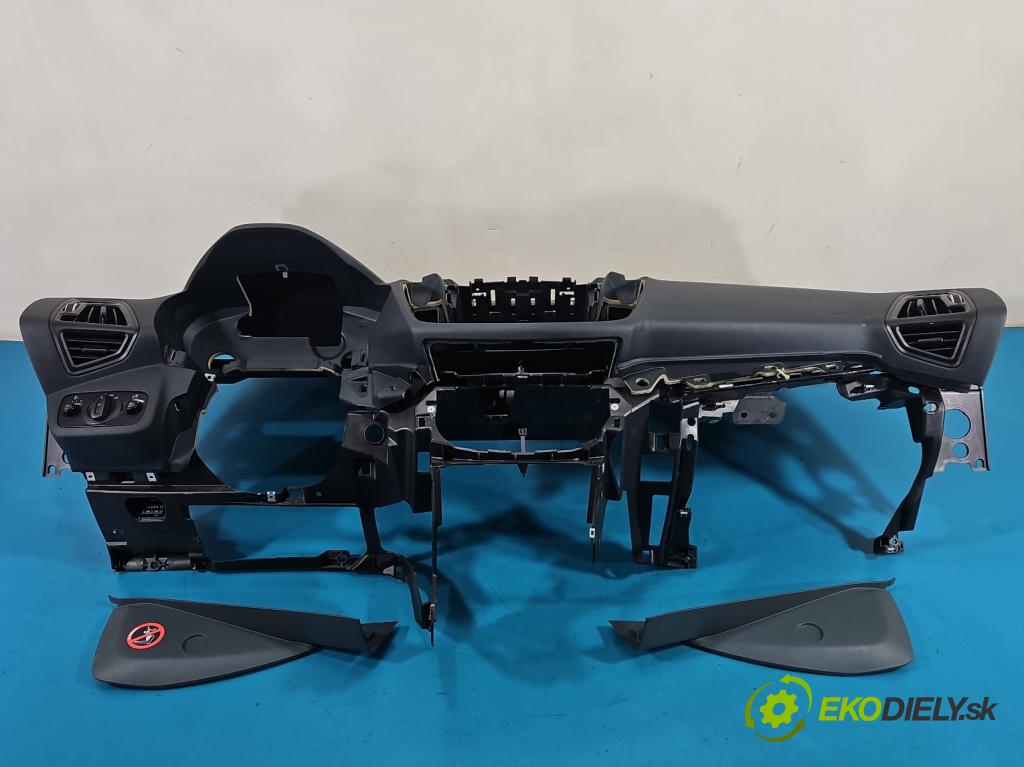 Ford C-Max II 2010-2019 1.0 EcoBoost: 125 HP manual 92 kW 998 cm3 5- kokpit,pristrojová doska rozdeľovacia