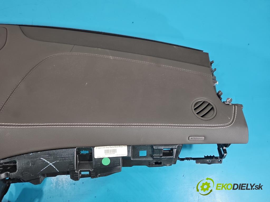 Mercedes GL II X166 2012-2015 4.7 V8 278928 340KM: automatic 250 kW 4663 cm3 5- kokpit,pristrojová doska rozdeľovacia