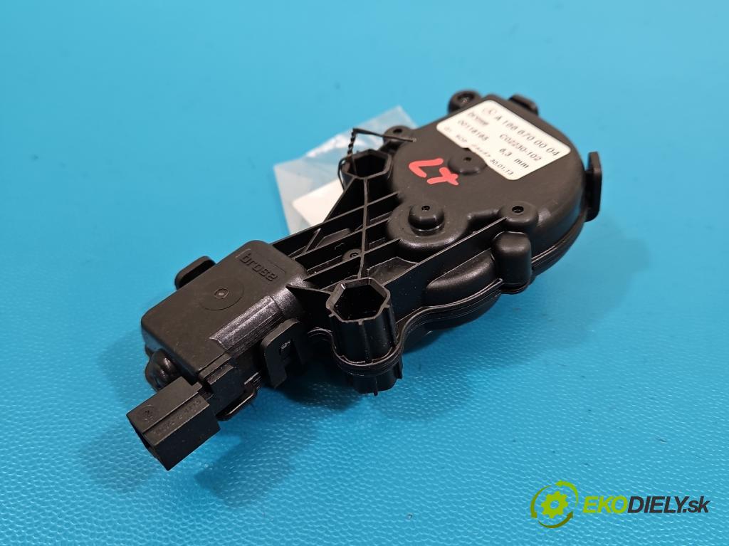 Mercedes GL II X166 2012-2015 4.7 V8 278928 340KM: automatic 250 kW 4663 cm3 5- motor: ostatné A1666700004