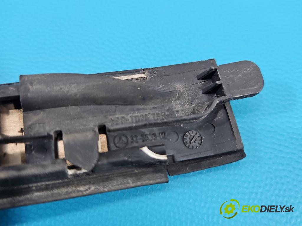 Mercedes GL II X166 2012-2015 4.7 V8 278928 340KM automatic 250 kW 4663 cm3 5- lišta Okna: čelní: pravé