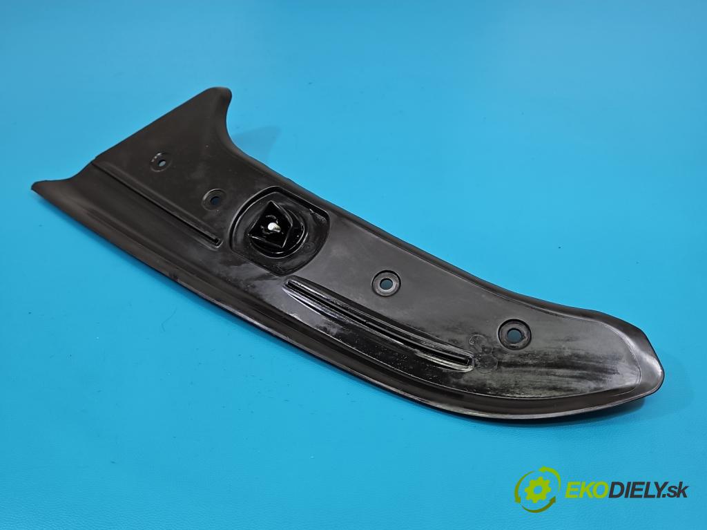 Mercedes GL II X166 2012-2015 4.7 V8 278928 340KM: automatic 250 kW 4663 cm3 5- kryt plast A1666700087