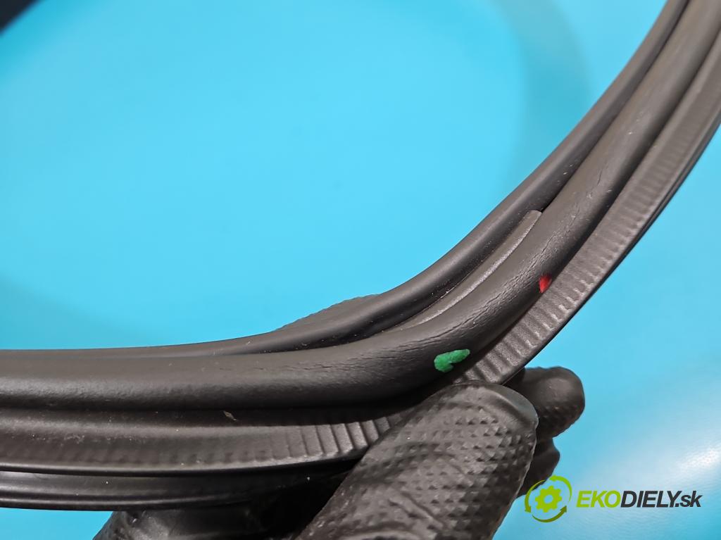 Mercedes GL II X166 2012-2015 4.7 V8 278928 340KM automatic 250 kW 4663 cm3 5- Těsnění: A1668210171