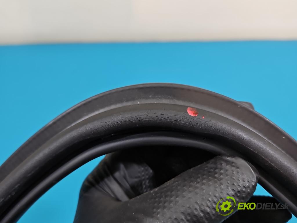 Mercedes GL II X166 2012-2015 4.7 V8 278928 340KM: automatic 250 kW 4663 cm3 5- Těsnění: ostatné A1668210271