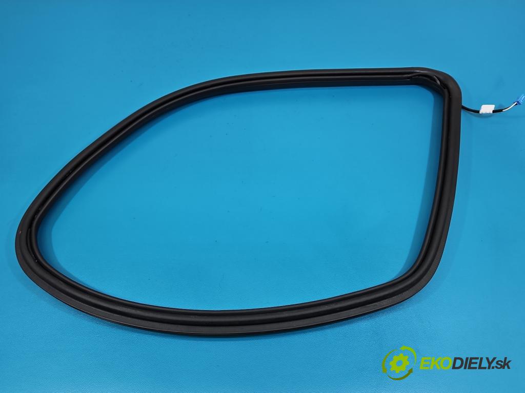 Mercedes GL II X166 2012-2015 4.7 V8 278928 340KM: automatic 250 kW 4663 cm3 5- Těsnění: ostatné A1668210271