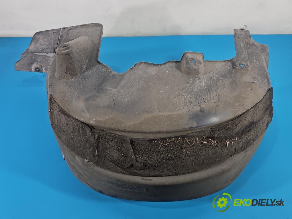 Mercedes GL II X166 2012-2015 4.7 V8 278928 340KM automatic 250 kW 4663 cm3 5- blatník: zadní pravé A1668847522