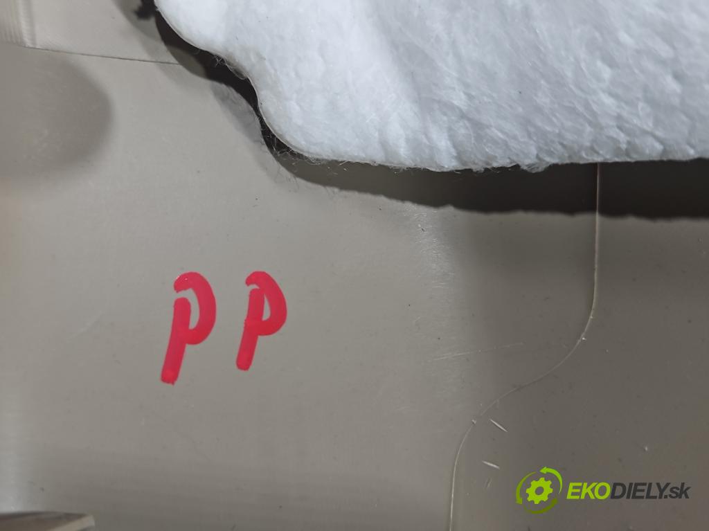 Mercedes GL II X166 2012-2015 4.7 V8 278928 340KM automatic 250 kW 4663 cm3 5- kryt plastová A1666902625