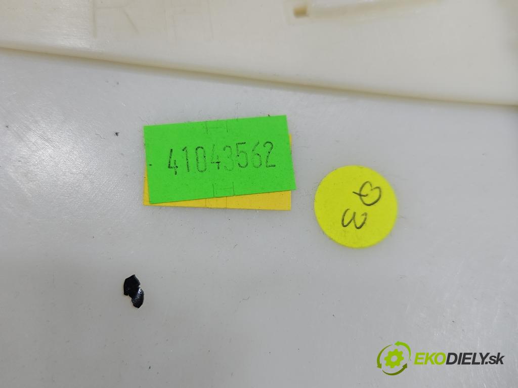 Mercedes GL II X166 2012-2015 4.7 V8 278928 340KM: automatic 250 kW 4663 cm3 5- kryt plast A1666904625