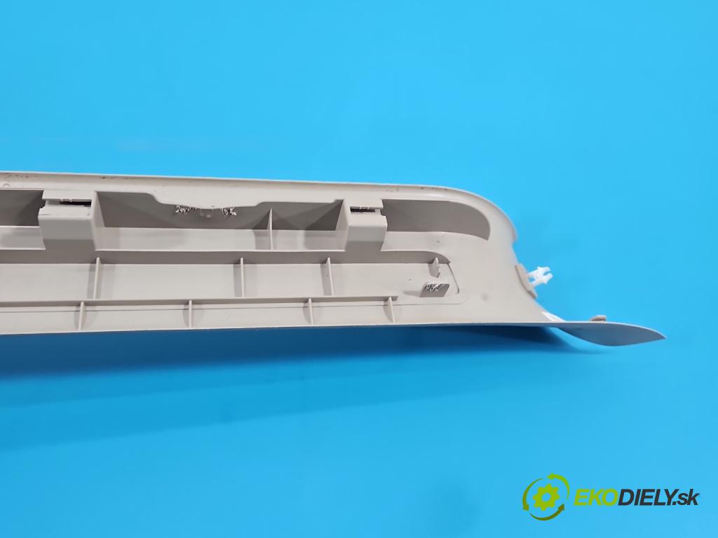 Mercedes GL II X166 2012-2015 4.7 V8 278928 340KM automatic 250 kW 4663 cm3 5- lišta práh: pravé A1666800835 (Prahová lišta)