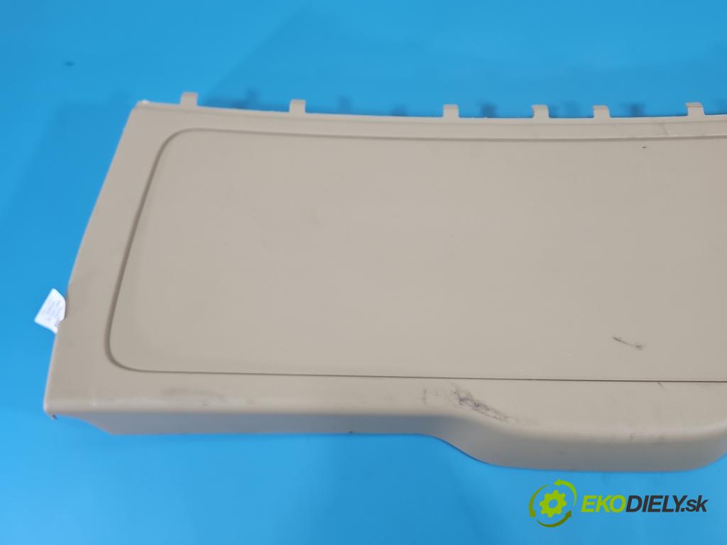 Mercedes GL II X166 2012-2015 4.7 V8 278928 340KM: automatic 250 kW 4663 cm3 5- Čalounictví: kufrové dvere A1667400571