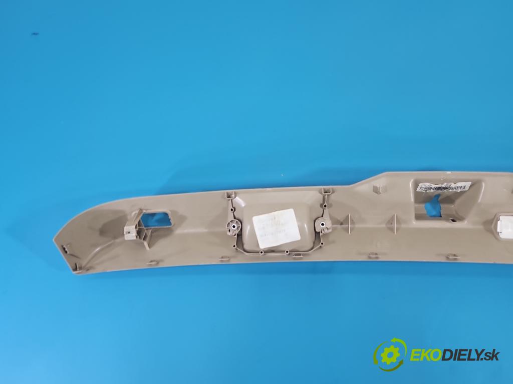 Mercedes GL II X166 2012-2015 4.7 V8 278928 340KM: automatic 250 kW 4663 cm3 5- Čalounictví: kufrové dvere A1667400571