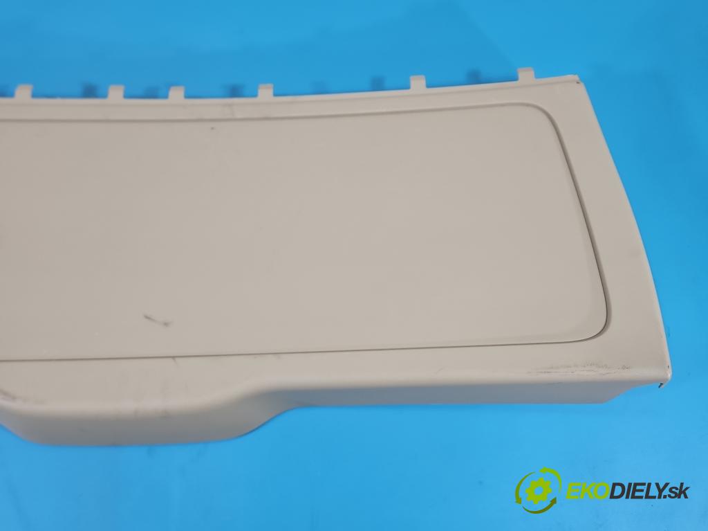 Mercedes GL II X166 2012-2015 4.7 V8 278928 340KM: automatic 250 kW 4663 cm3 5- Čalounictví: kufrové dvere A1667400571