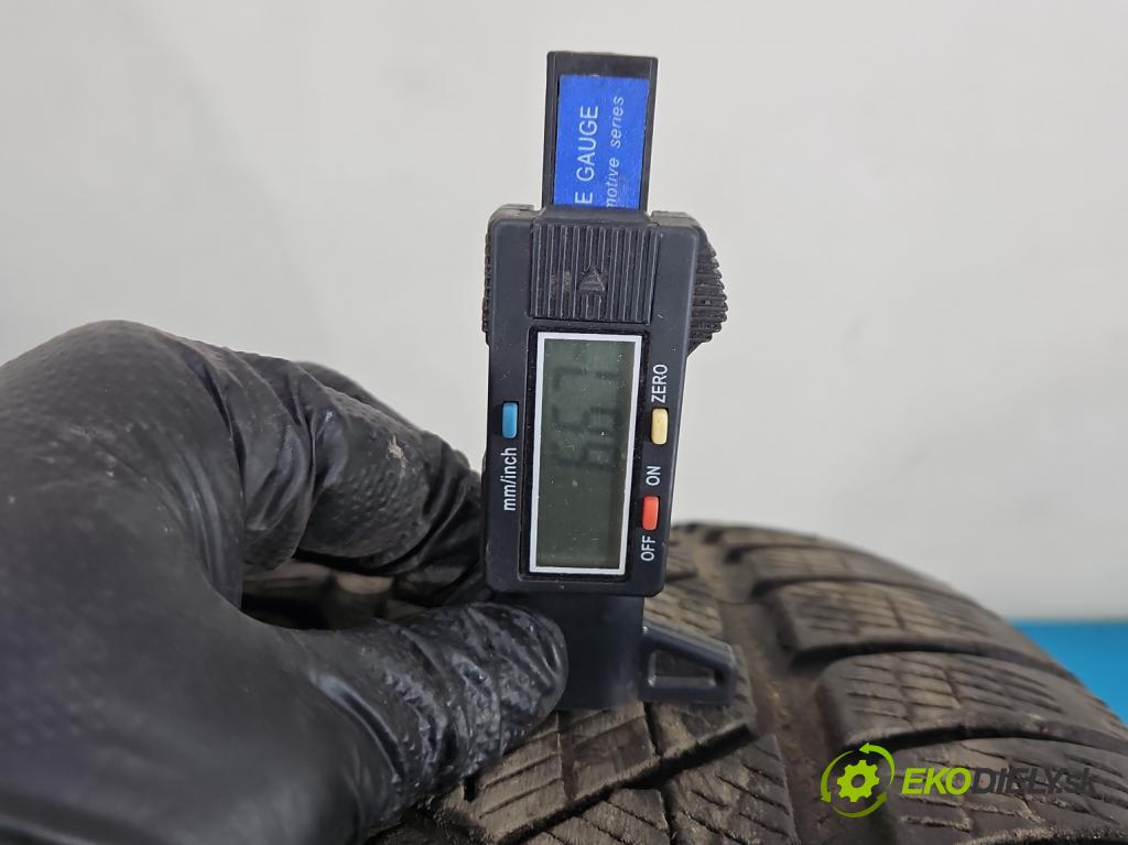 Mercedes GL II X166 2012-2015 4.7 V8 278928 340KM: automatic 250 kW 4663 cm3 5- pneumatika celoročné 4ks komplet