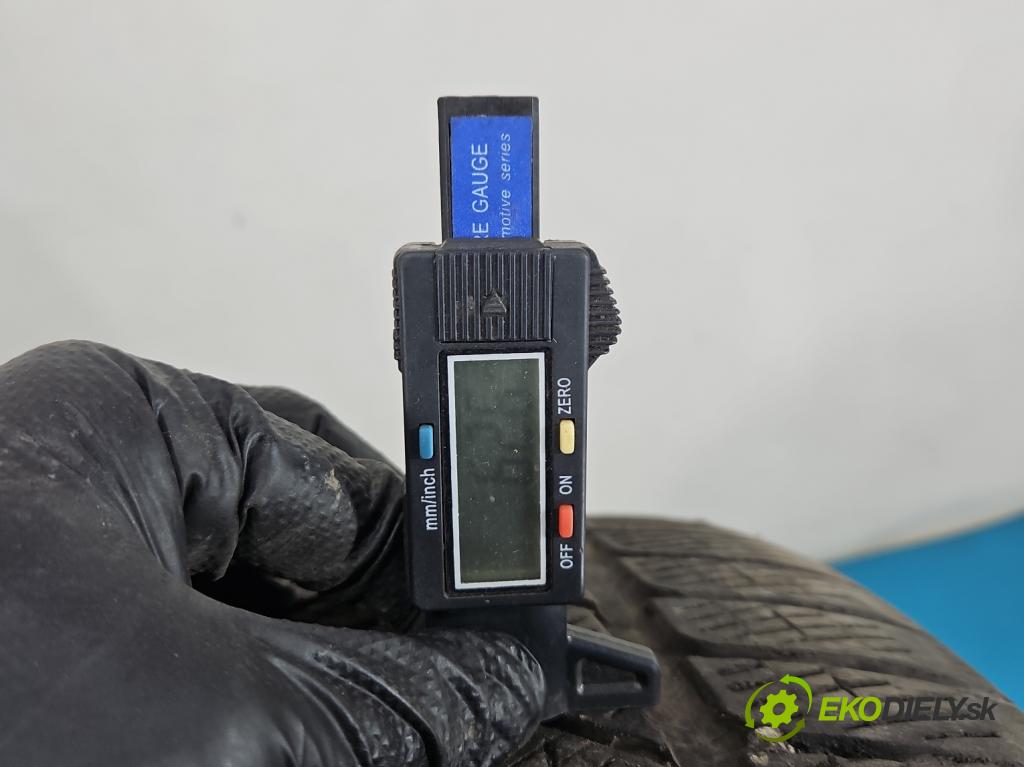 Mercedes GL II X166 2012-2015 4.7 V8 278928 340KM: automatic 250 kW 4663 cm3 5- pneumatika celoročné 4ks komplet